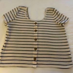 Torrid top black and white